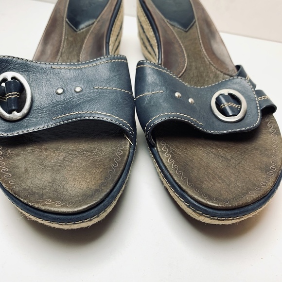 CLARKS ARTISAN Navy Leather Espadrille Sandals 11 - Picture 6 of 12